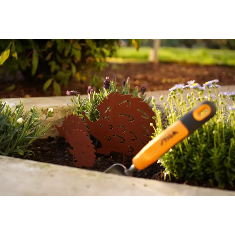 TransplanterTrowel_2H1410001ST1_amb11_web